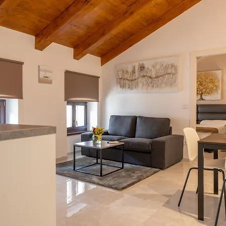 Aaa & Appartement *