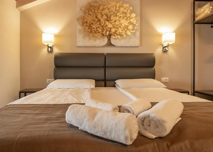 Aaa & With Free Private Parking - Reservation Needed Διαμέρισμα *