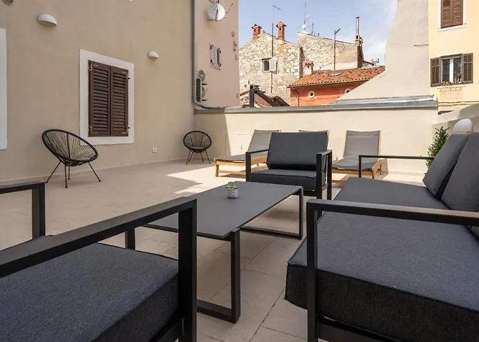 Aaa & With Free Private Parking - Reservation Needed Διαμέρισμα