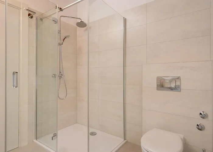 Διαμέρισμα Aaa & With Free Private Parking - Reservation Needed Πούλα